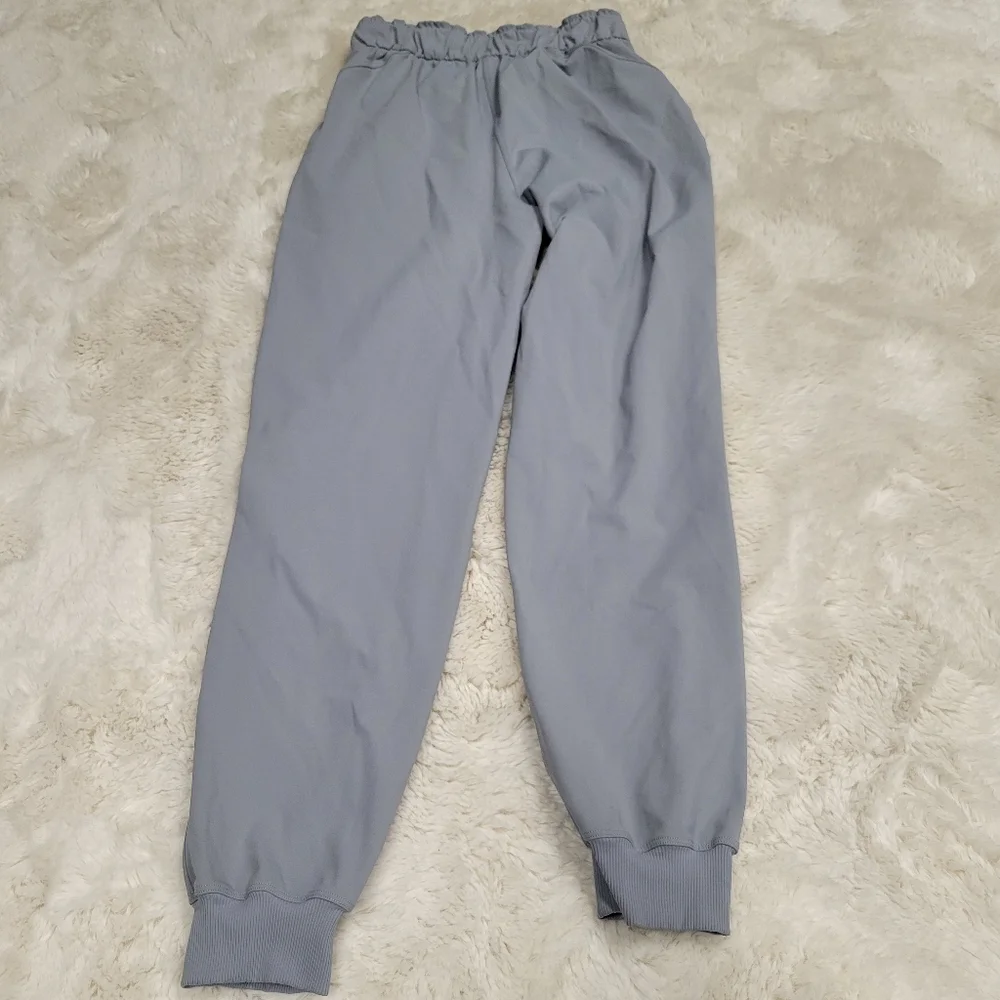Lululemon On The Fly Jogger Grey Size 4 Tapered Athletic